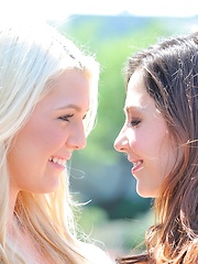 Cassie and Chloe hot lesbians - Pics