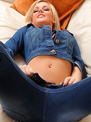 Victoria A teases her way from a full denim outfit - Pics
