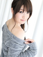 Yuna Ishihara - Pics