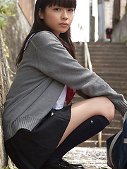 Yuuri Shiina Asian in school uniform is so cute while walking - Pics