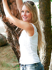 If grandma knew what Jewel was doing in the woods - Pics