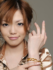 Horny babe Setsuna shows her body in close up - Pics