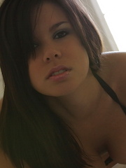 Destiny Moody getting hot between the sheets of her big comfy bed - Pics