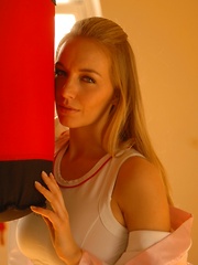 Boxing - Hayley Marie Coppin - Pics
