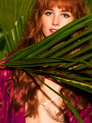 Dominique Jane - Pics